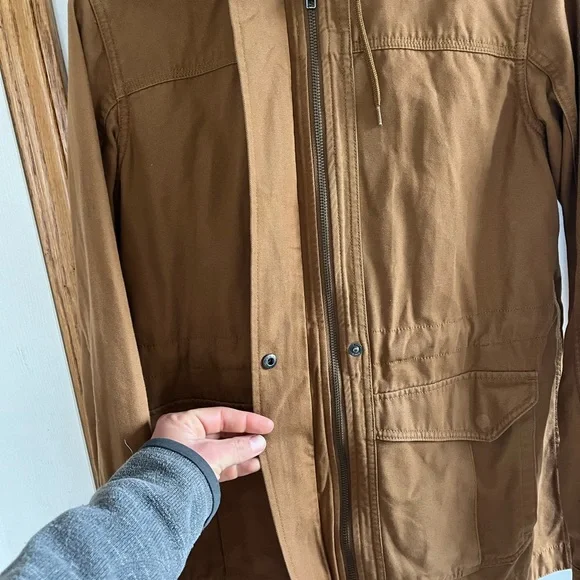 Patagonia Chore Jacket with Sherpa Lined hood - Picture 4 of 6